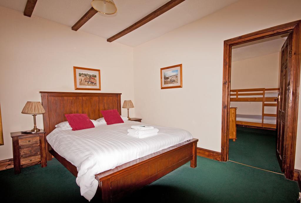 The White Hart Hotel Menheniot Rum bild
